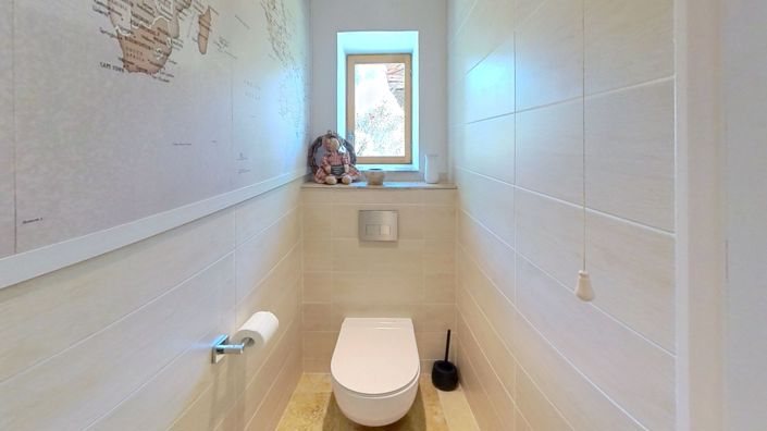 Image No.23-5 Bed House for sale