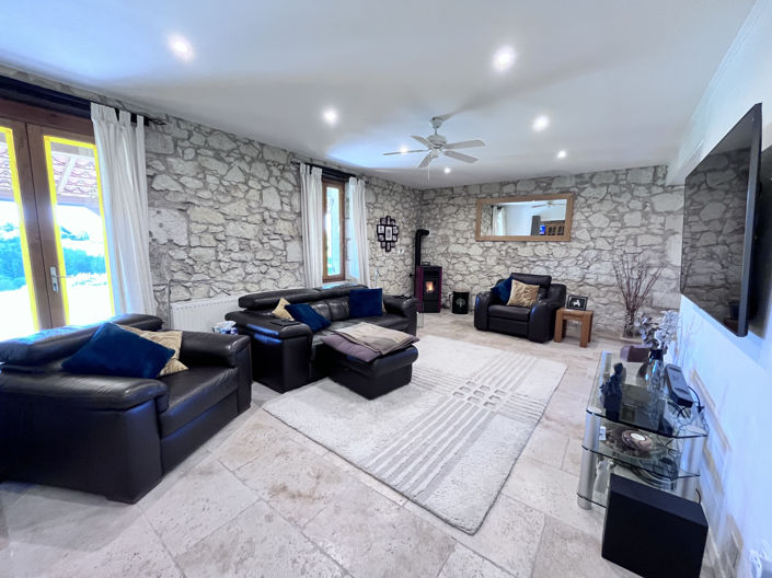 Image No.7-5 Bed House for sale