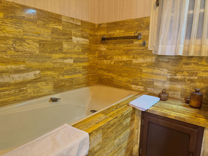 Image No.14-3 Bed House for sale