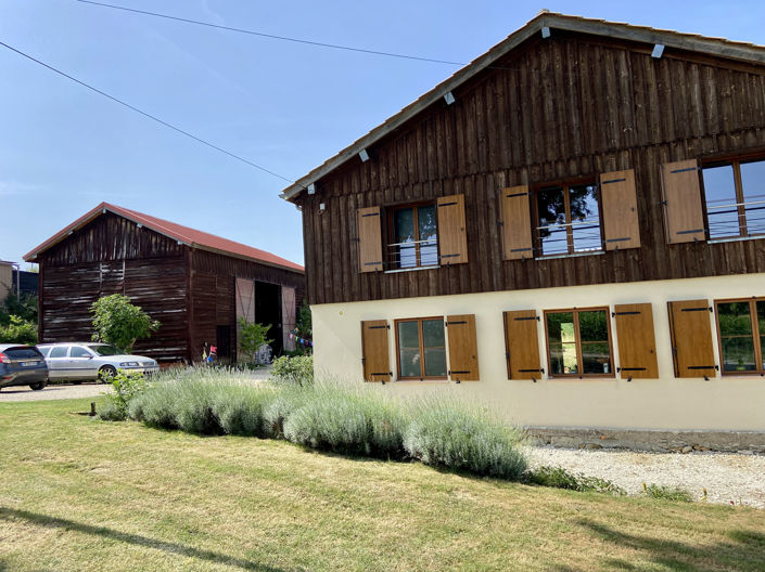 Image No.1-4 Bed House for sale