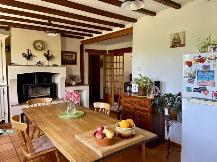 Image No.2-4 Bed House for sale