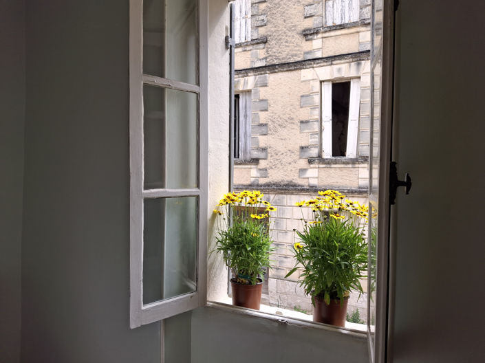 Image No.2-3 Bed House for sale