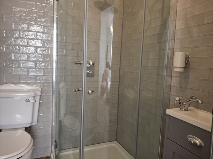 Image No.6-3 Bed House for sale