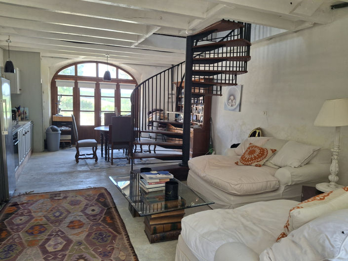 Image No.20-8 Bed House for sale