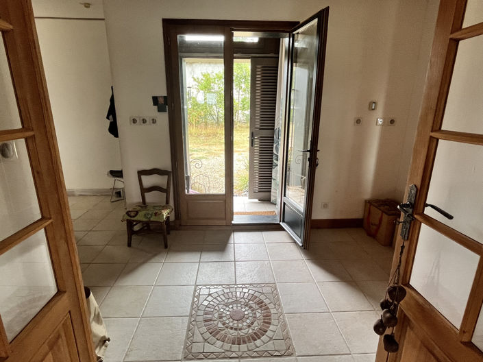 Image No.18-4 Bed House for sale