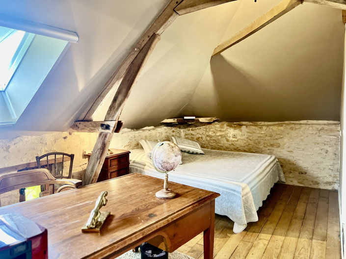 Image No.14-3 Bed Land for sale