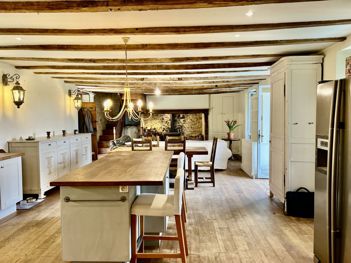 Image No.7-3 Bed Land for sale