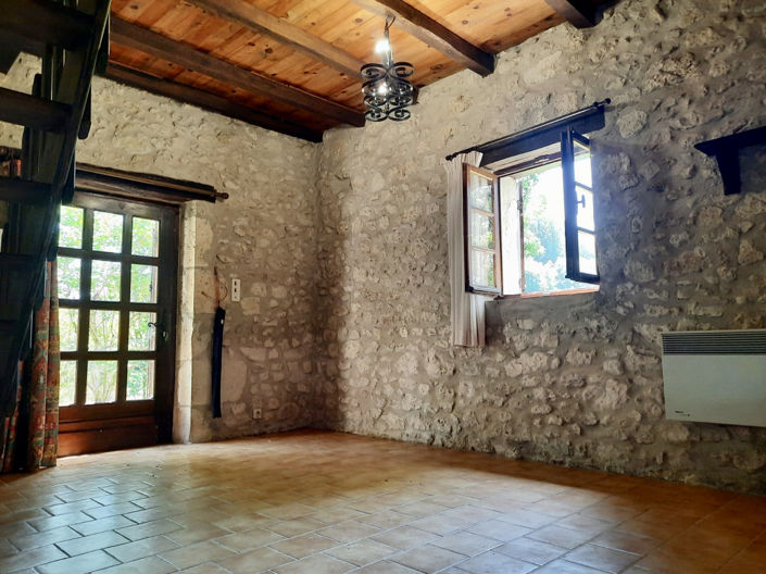 Image No.10-5 Bed House for sale