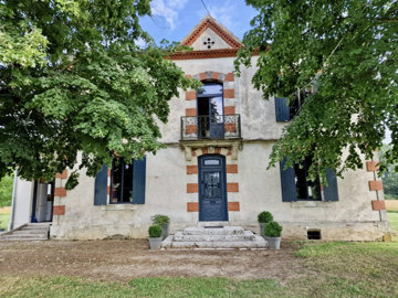 1 - Casseneuil, House