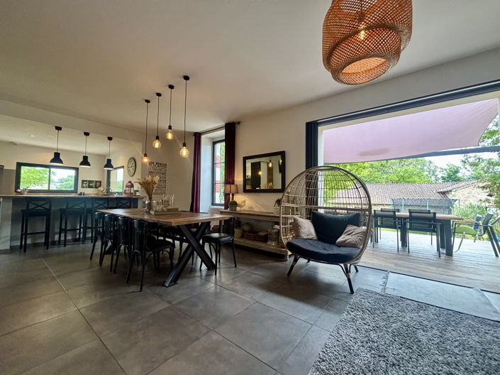 Image No.13-7 Bed House for sale