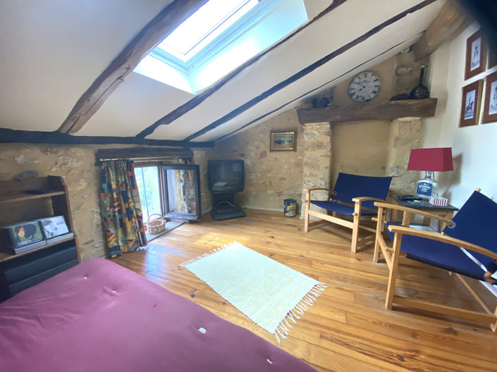 Image No.15-4 Bed House for sale