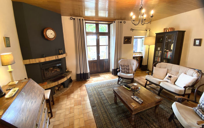 Image No.8-4 Bed House for sale