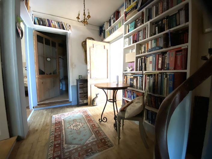 Image No.18-3 Bed House for sale