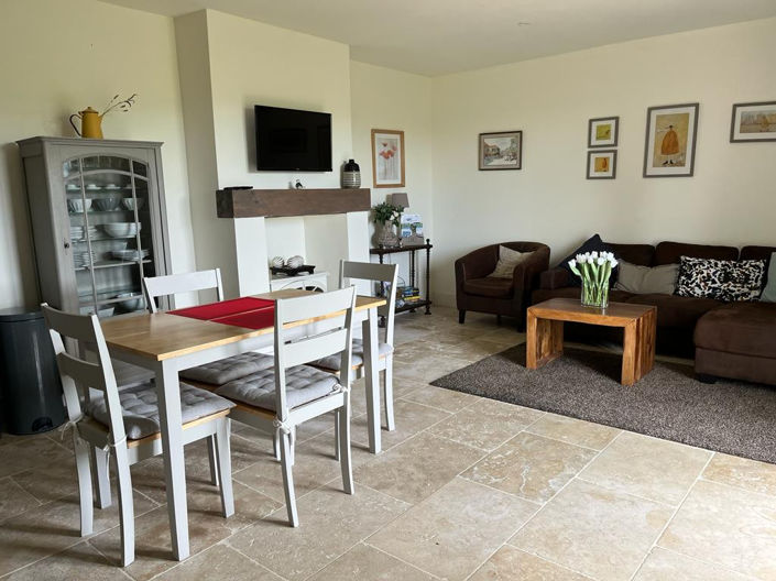 Image No.24-5 Bed House for sale