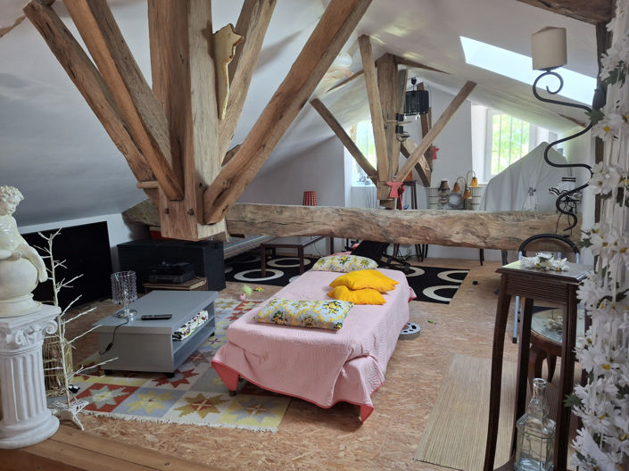 Image No.12-4 Bed House for sale