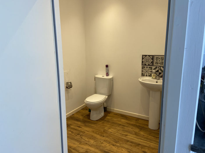 Image No.13-3 Bed Property for sale