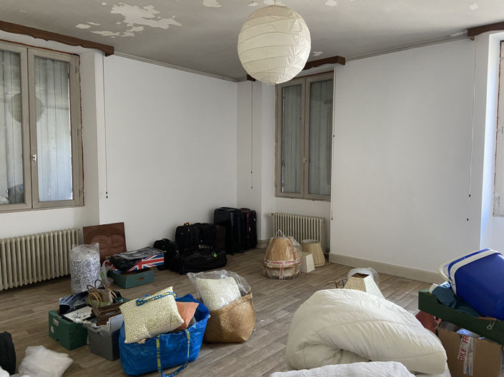 Image No.15-3 Bed Property for sale