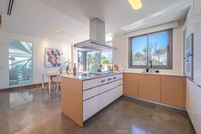 Image No.10-Villa de 4 chambres à vendre à Marbella