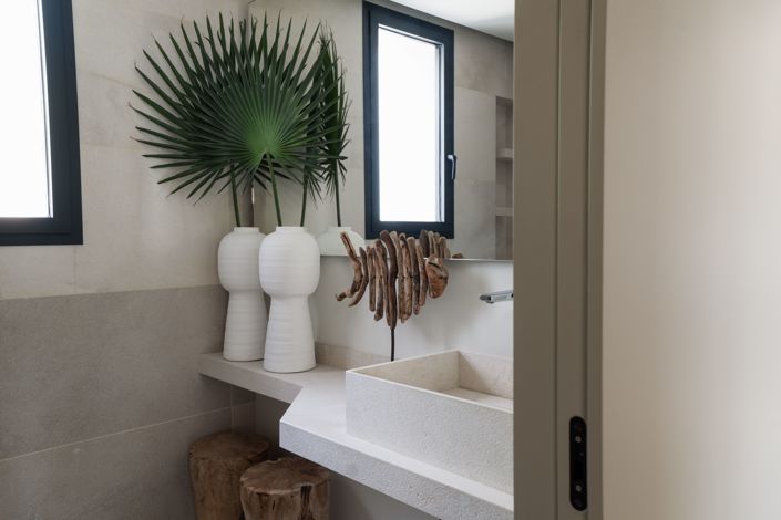 Image No.13-4 Bed Apartment for sale