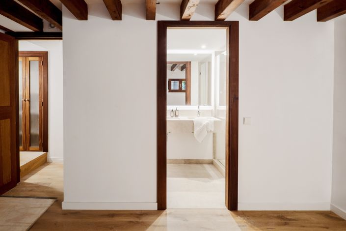 Image No.17-2 Bed House for sale