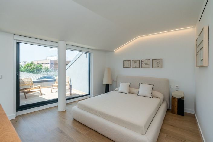 Image No.18-3 Bed Penthouse for sale