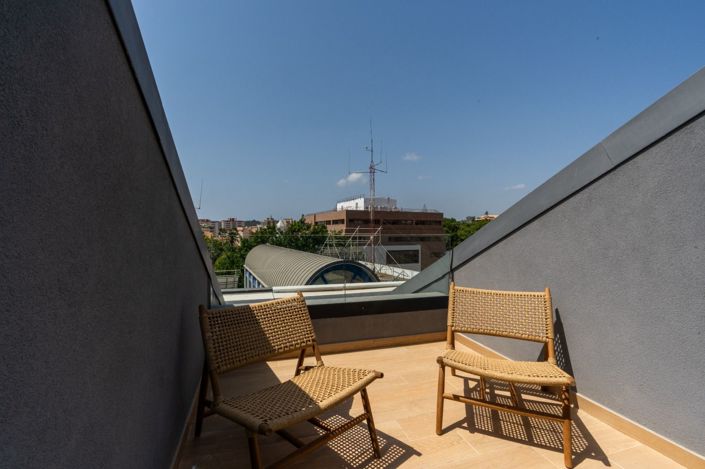 Image No.20-3 Bed Penthouse for sale