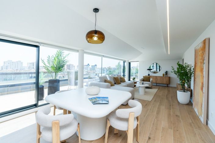 Image No.7-3 Bed Penthouse for sale