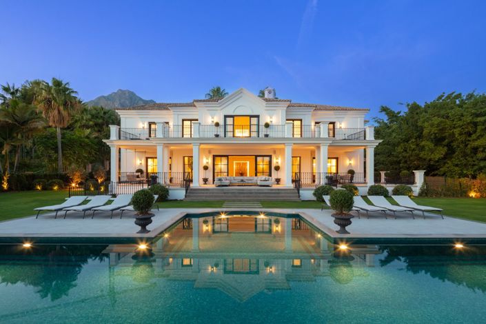 Image No.1-6 Bed Villa for sale