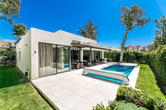 Image No.14-Villa de 4 chambres à vendre à Estepona