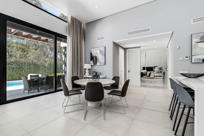 Image No.3-4 Bed Villa for sale