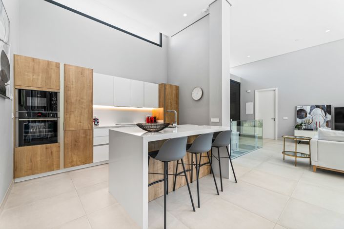 Image No.4-Villa de 4 chambres à vendre à Estepona