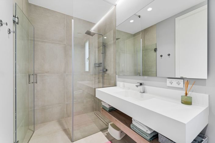 Image No.6-Villa de 4 chambres à vendre à Estepona