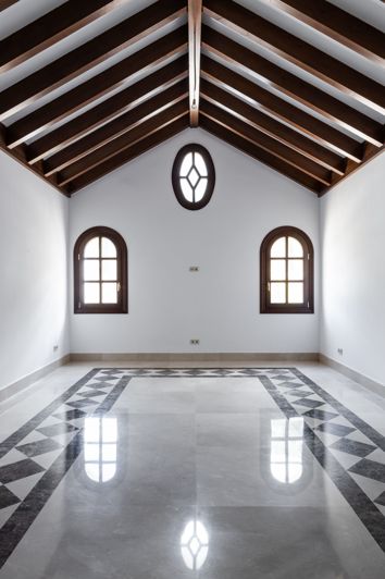 Image No.28-10 Bed Villa for sale