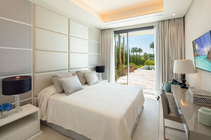 Image No.14-6 Bed Villa for sale