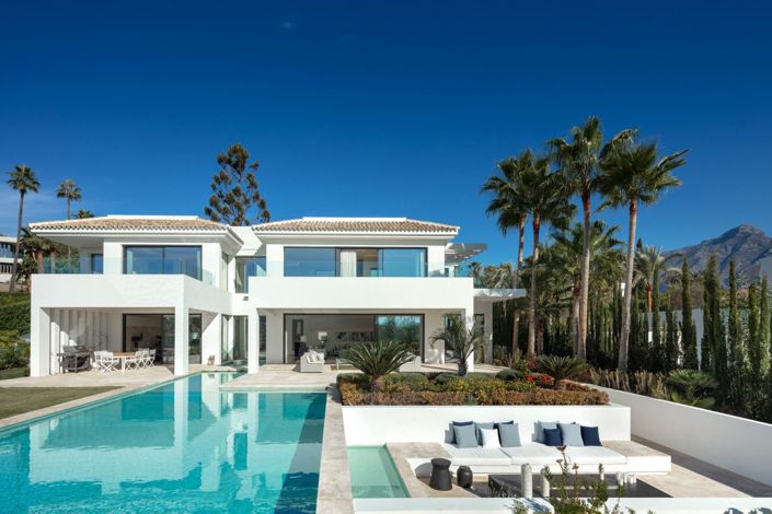 Image No.2-6 Bed Villa for sale