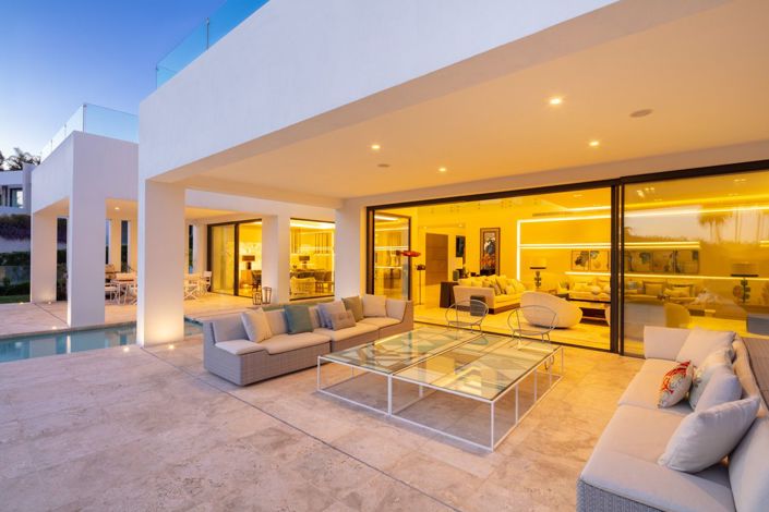 Image No.28-6 Bed Villa for sale