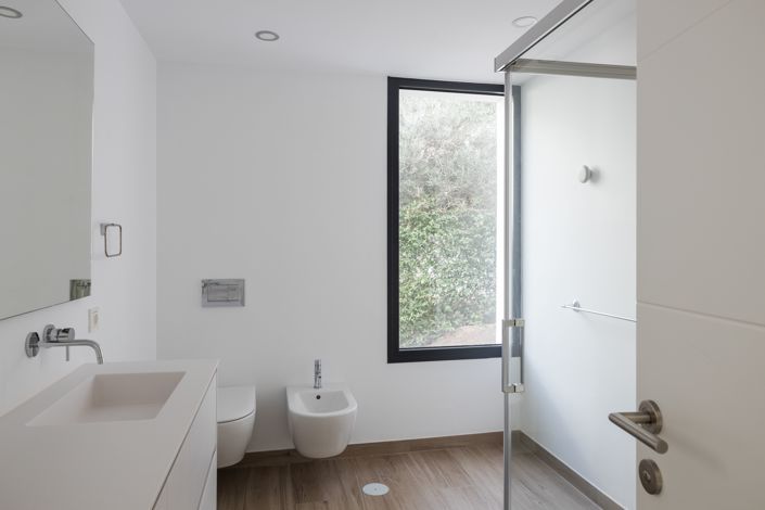 Image No.28-5 Bed Villa for sale