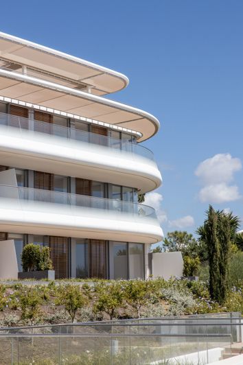 Image No.28-3 Bed Apartment for sale