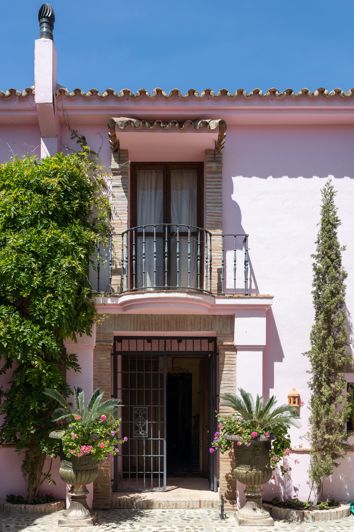 Image No.5-5 Bed Villa for sale