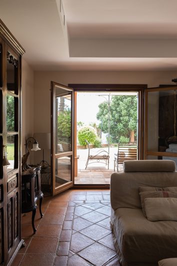 Image No.4-4 Bed Villa for sale