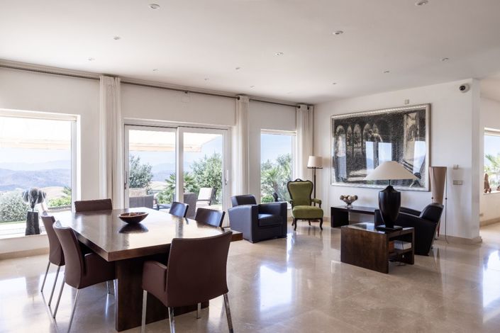 Image No.11-5 Bed Villa for sale