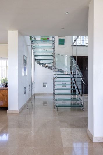 Image No.12-5 Bed Villa for sale