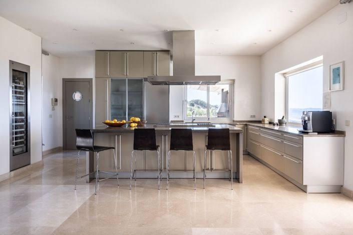 Image No.6-5 Bed Villa for sale