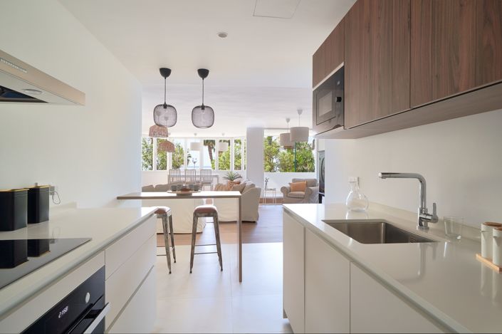 Image No.3-4 Bed Apartment for sale