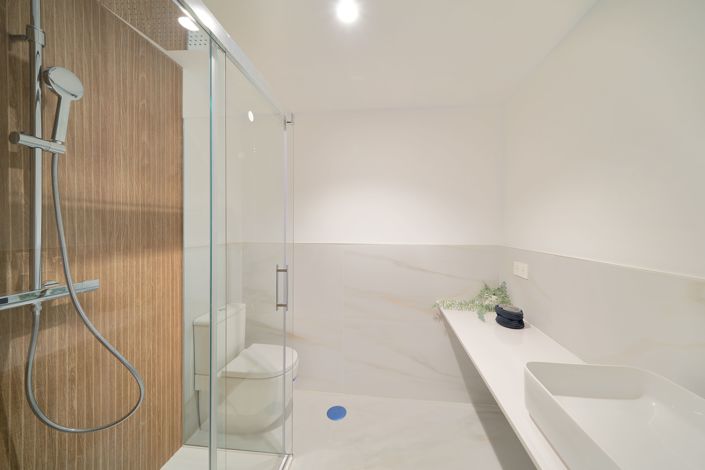 Image No.25-4 Bed Apartment for sale