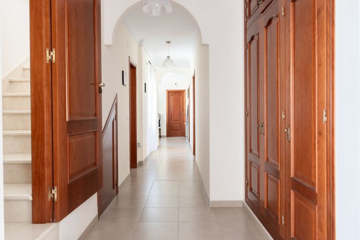 Image No.22-5 Bed Villa for sale