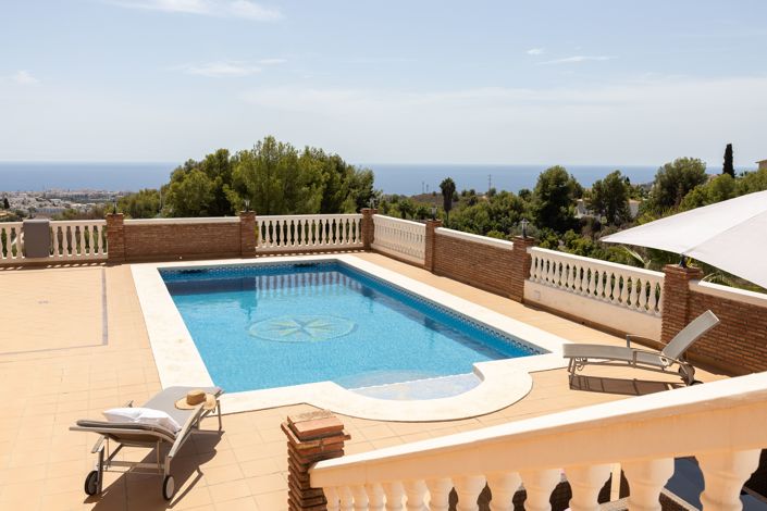 Image No.1-Villa de 5 chambres à vendre à Frigiliana
