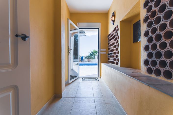 Image No.22-5 Bed House for sale