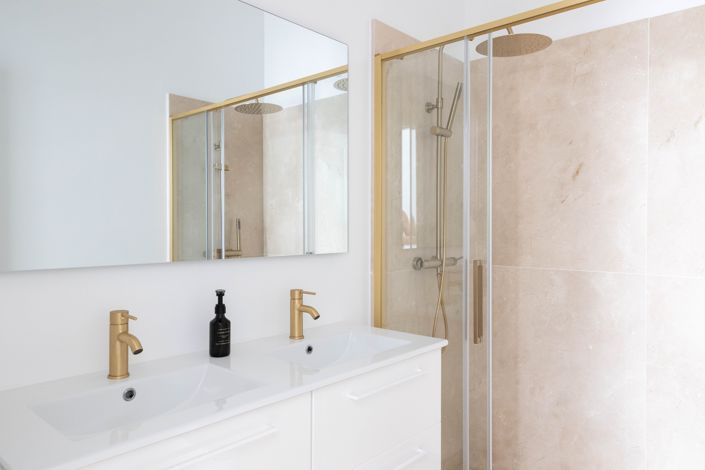 Image No.24-3 Bed Apartment for sale