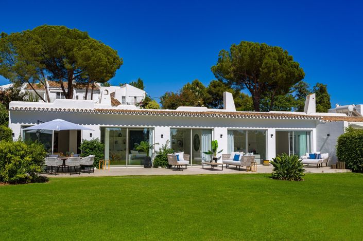 Image No.1-3 Bed Villa for sale